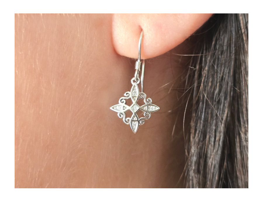 Pendientes hippie Nudo de Bruja plata