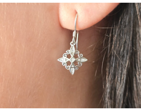 Pendientes hippie Nudo de Bruja plata