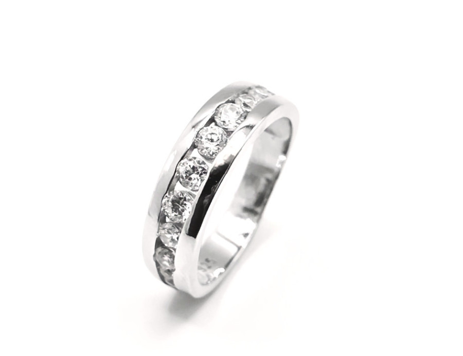 Anillo circonitas media alianza Anillo circonitas media alianza